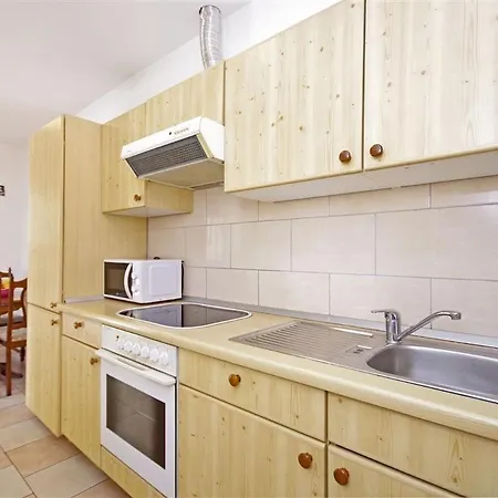 By The Sea Dugi Rat, Omis - 7575 Apartamento Dugi Rat